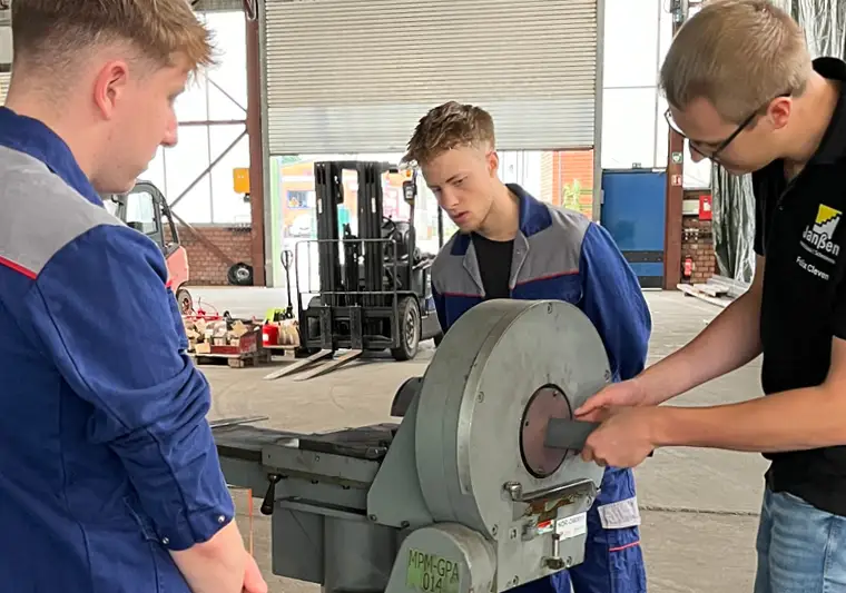 Metallbau Ausbildung Xanten – im Team von Klaus Janßen Metallbau lernst du Handwerk, Technik und Verantwortung.