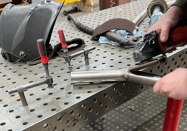 Starte deine Metallbau Ausbildung in Xanten bei Klaus Janßen Metallbau – mit Technik, Teamgeist und Zukunft.