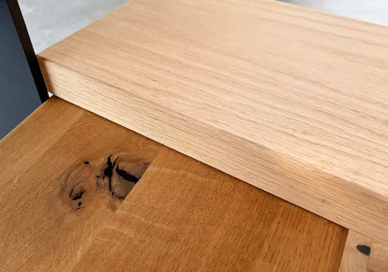 Holzstufen aus Eiche und Buche für maßgefertigte Treppen bei Janßen Metallbau in Xanten